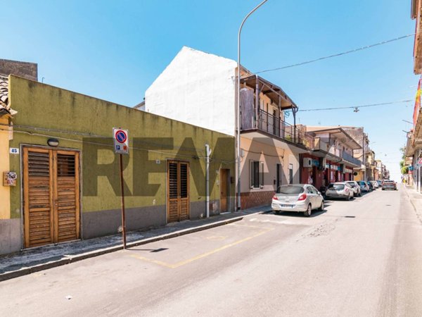 casa indipendente in vendita a Belpasso