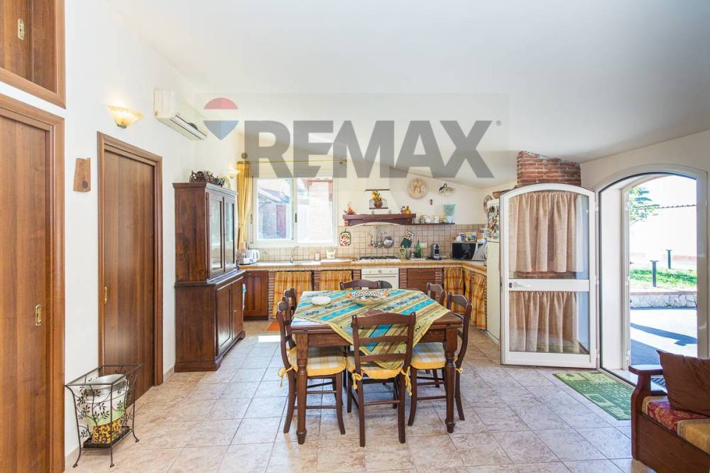 casa indipendente in vendita a Belpasso