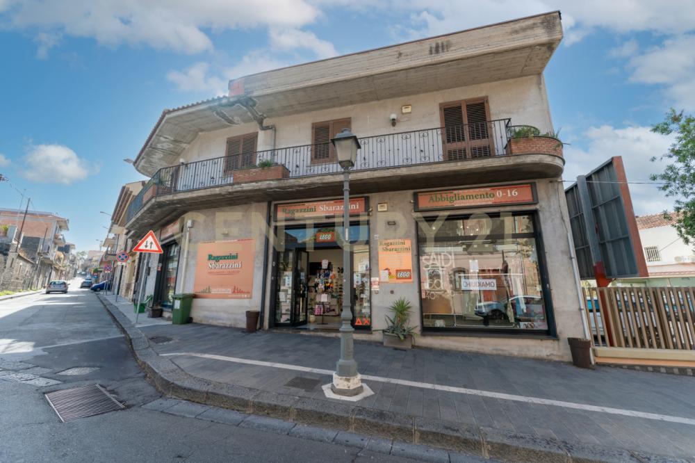 negozio in vendita a Belpasso