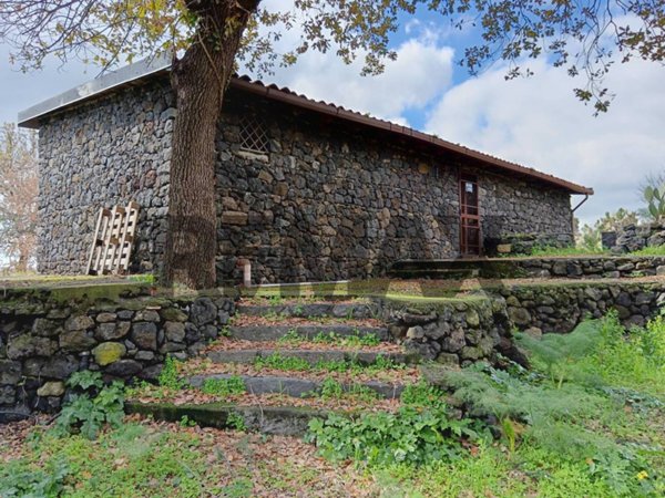 casale in vendita a Belpasso
