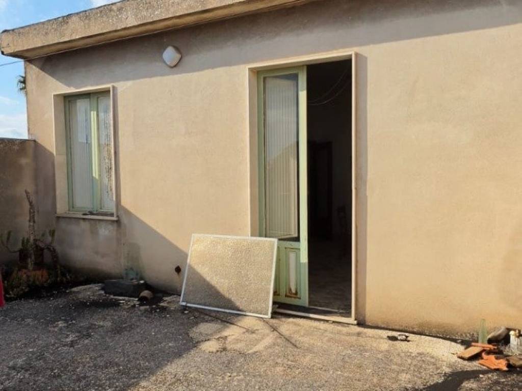 casa indipendente in vendita a Belpasso
