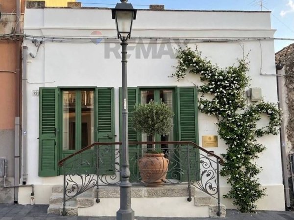 casa indipendente in vendita a Belpasso