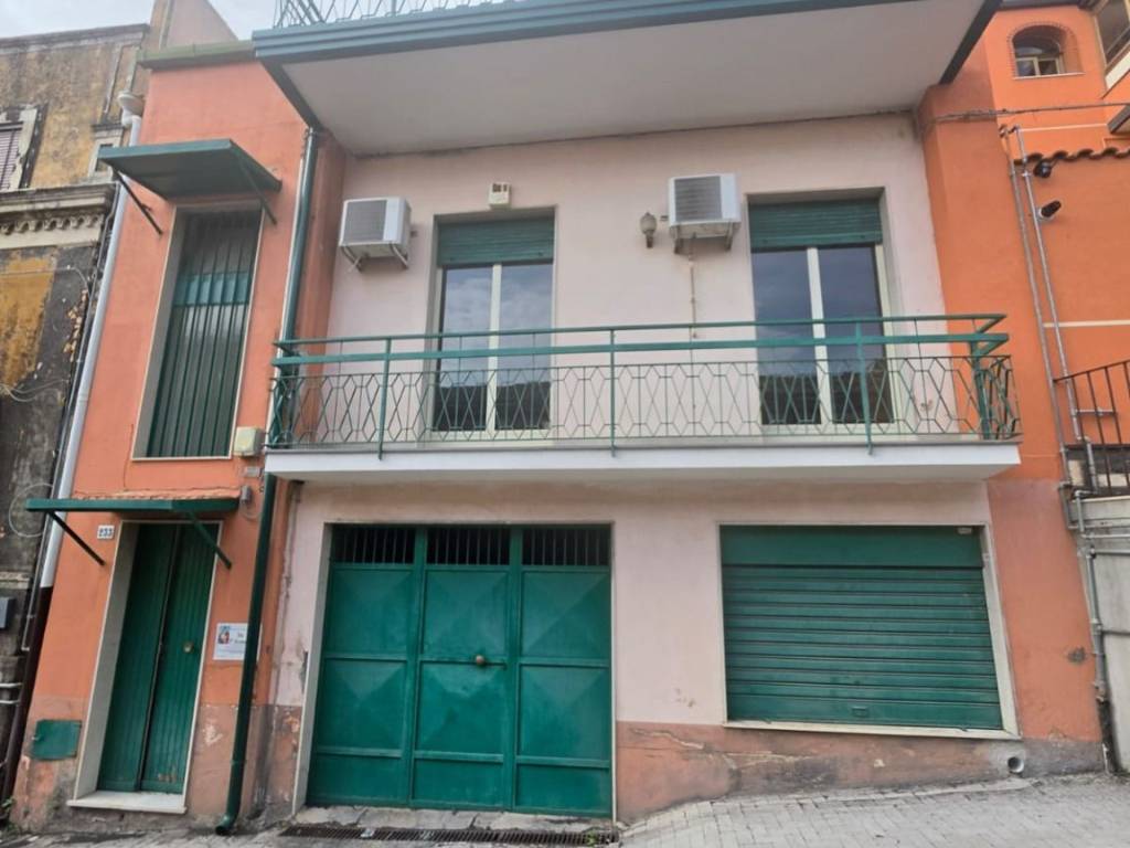 casa indipendente in vendita a Belpasso