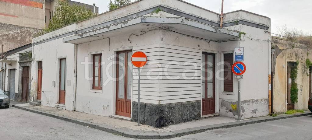 casa indipendente in vendita a Belpasso