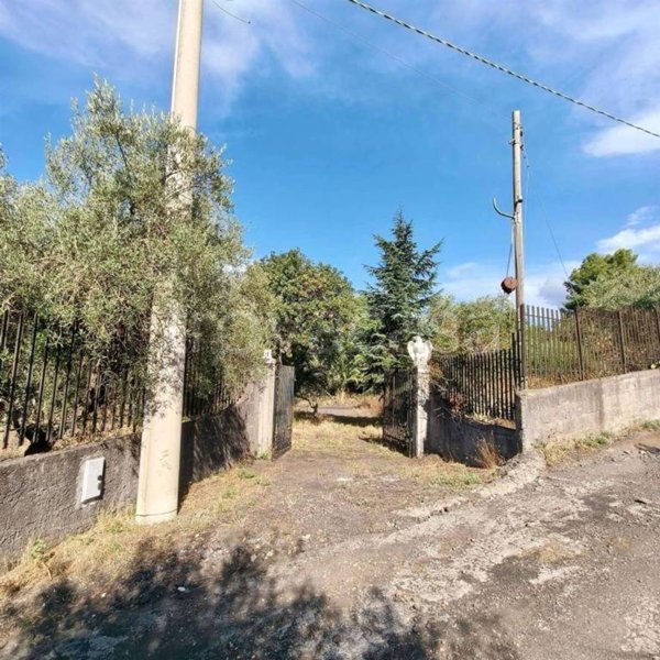 casa indipendente in vendita a Belpasso