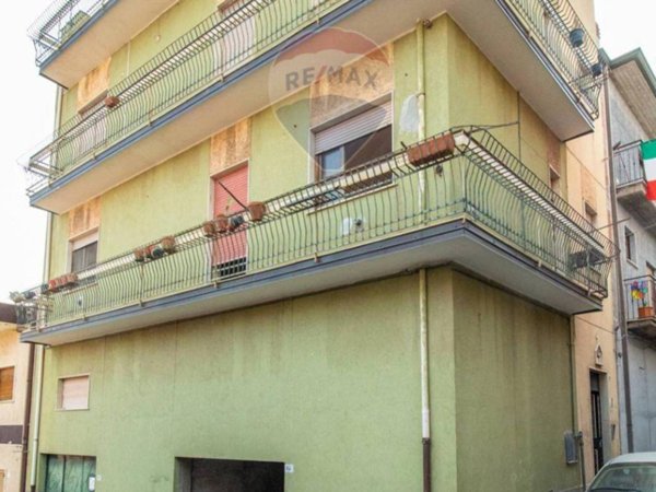 casa indipendente in vendita a Biancavilla
