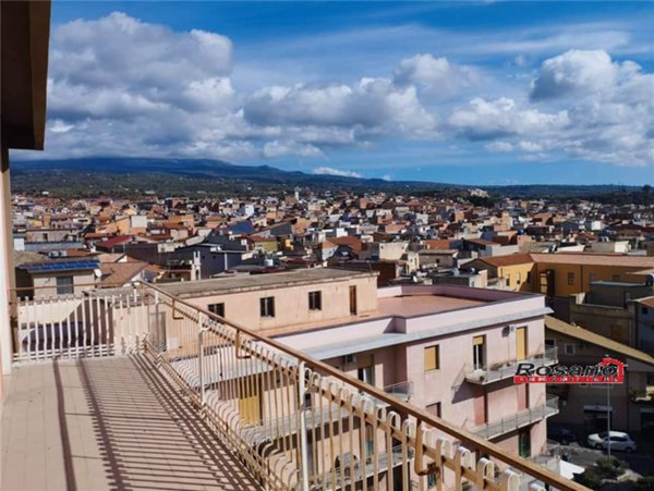 casa indipendente in vendita a Biancavilla