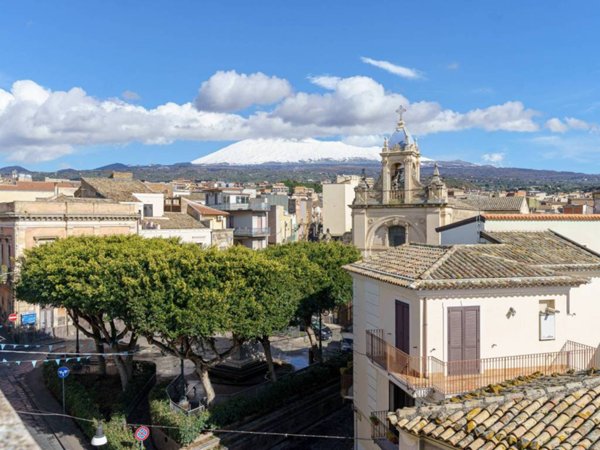 casa indipendente in vendita a Biancavilla