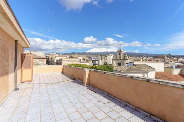 casa indipendente in vendita a Biancavilla