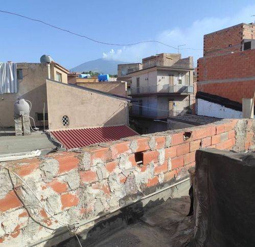 pentavano in vendita a Biancavilla