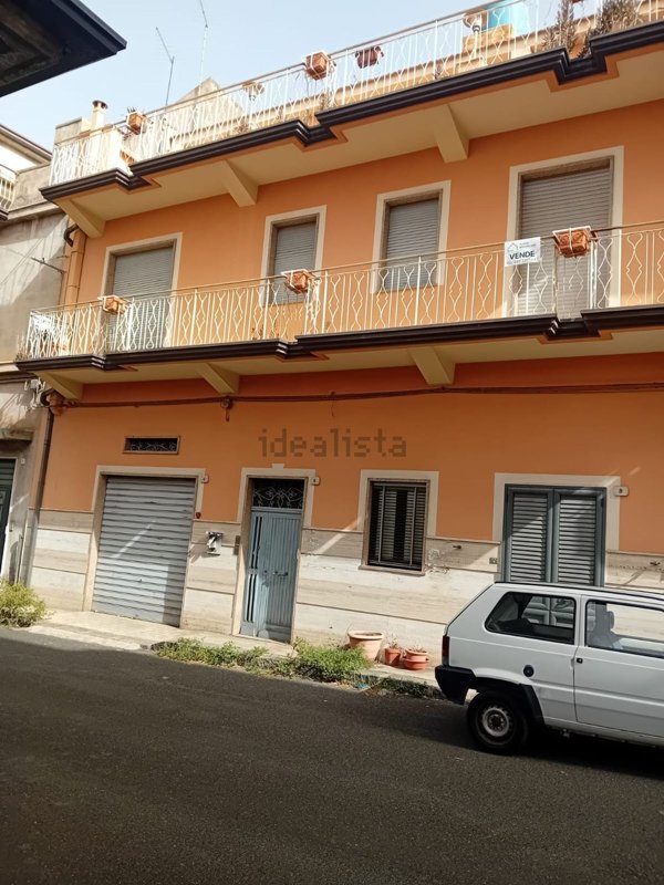 casa indipendente in vendita a Biancavilla