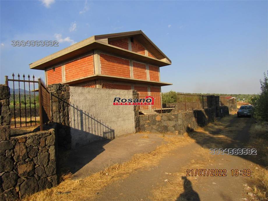 intera palazzina in vendita a Biancavilla