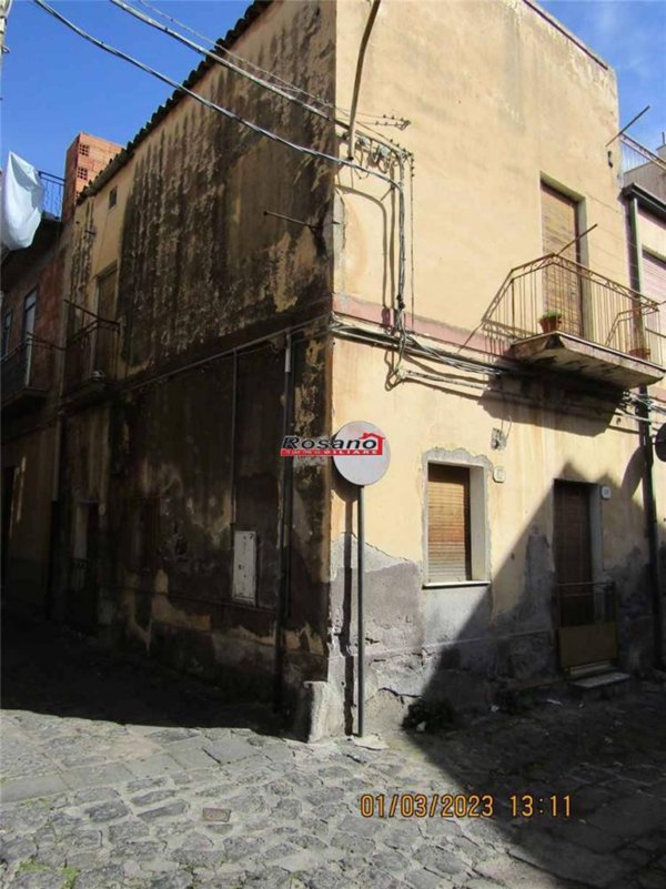 casa indipendente in vendita a Biancavilla
