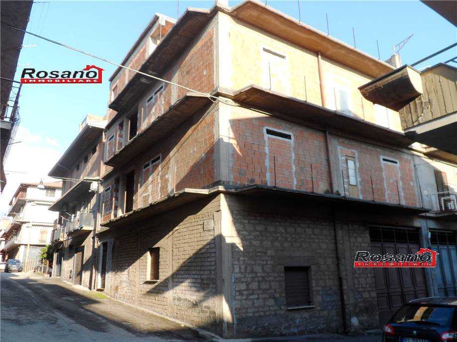 intera palazzina in vendita a Biancavilla