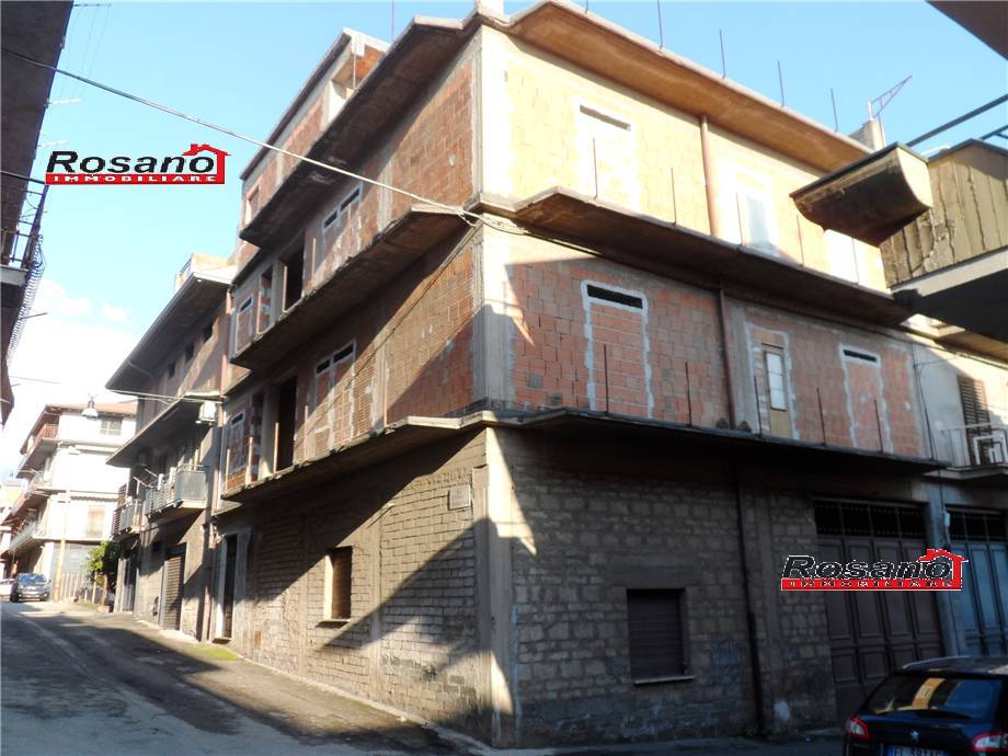 intera palazzina in vendita a Biancavilla