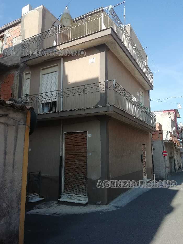 casa indipendente in vendita a Biancavilla