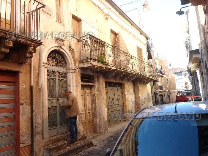 casa indipendente in vendita a Biancavilla
