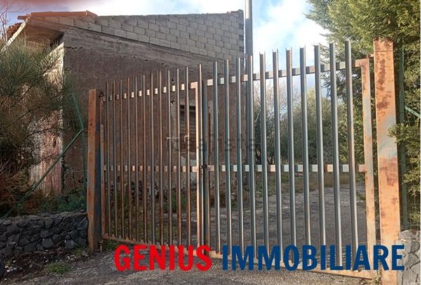 pentavano in vendita a Biancavilla