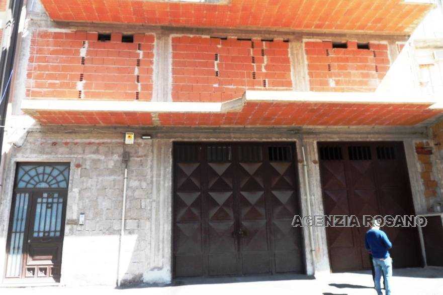 appartamento in vendita a Biancavilla
