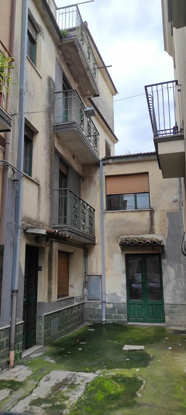 appartamento in vendita a Biancavilla