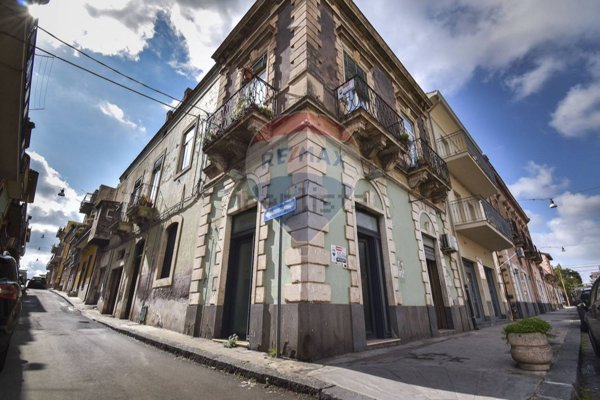 casa indipendente in vendita a Biancavilla