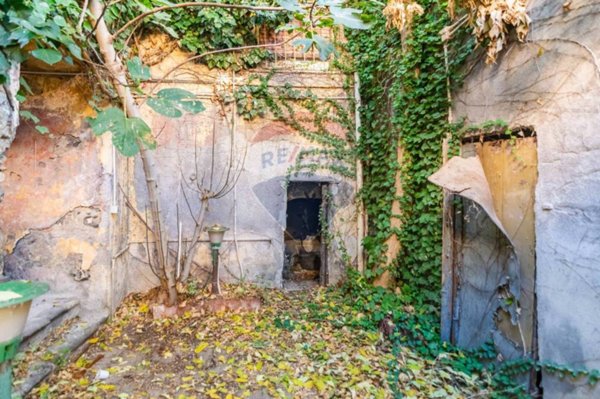 casa indipendente in vendita a Biancavilla