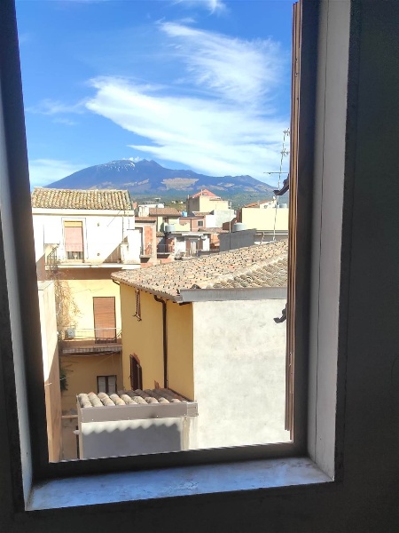 casa indipendente in vendita a Biancavilla