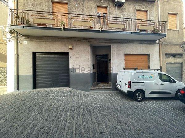 casa indipendente in vendita a Biancavilla