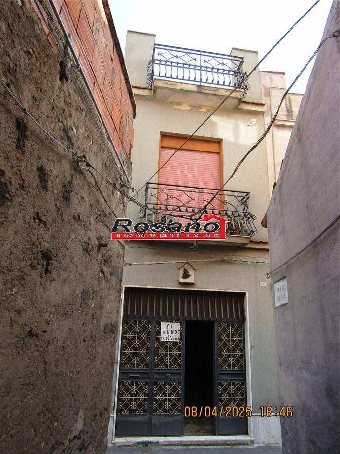 casa indipendente in vendita a Biancavilla