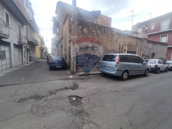 casa indipendente in vendita a Biancavilla