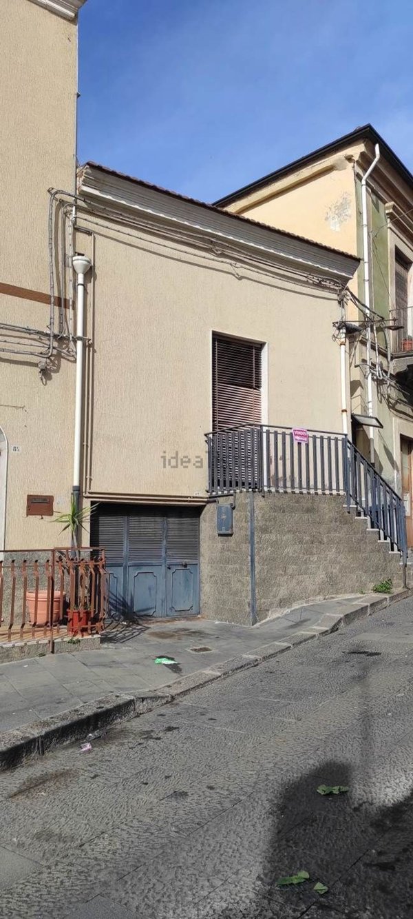 casa indipendente in vendita a Biancavilla