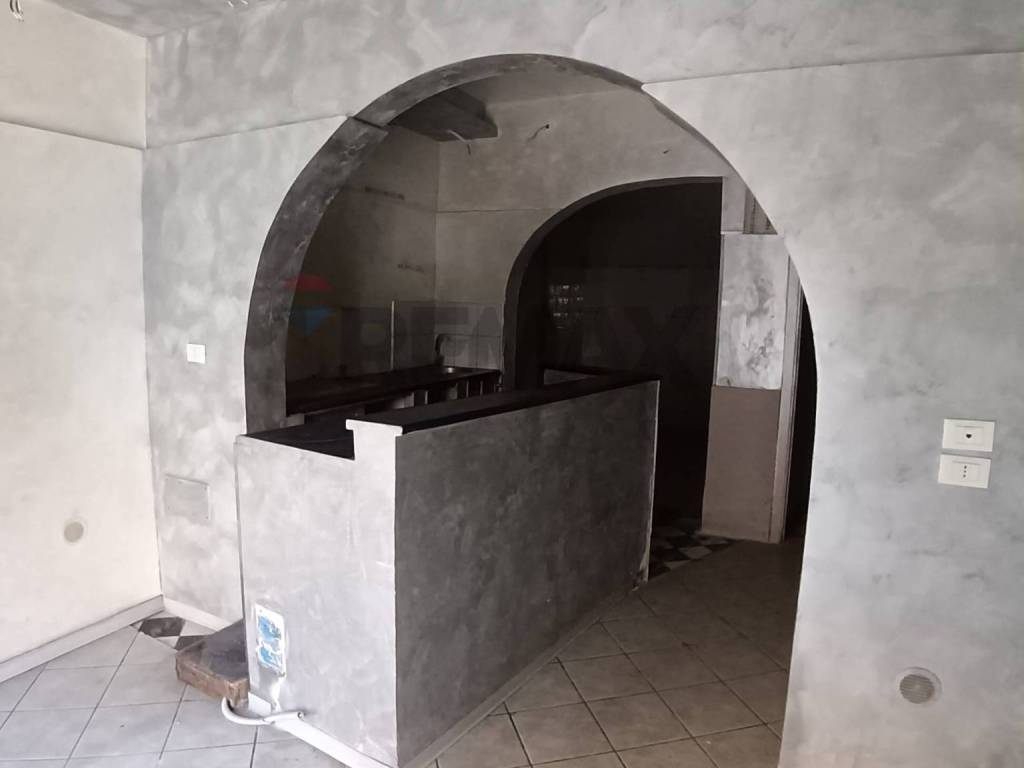 negozio in vendita a Biancavilla