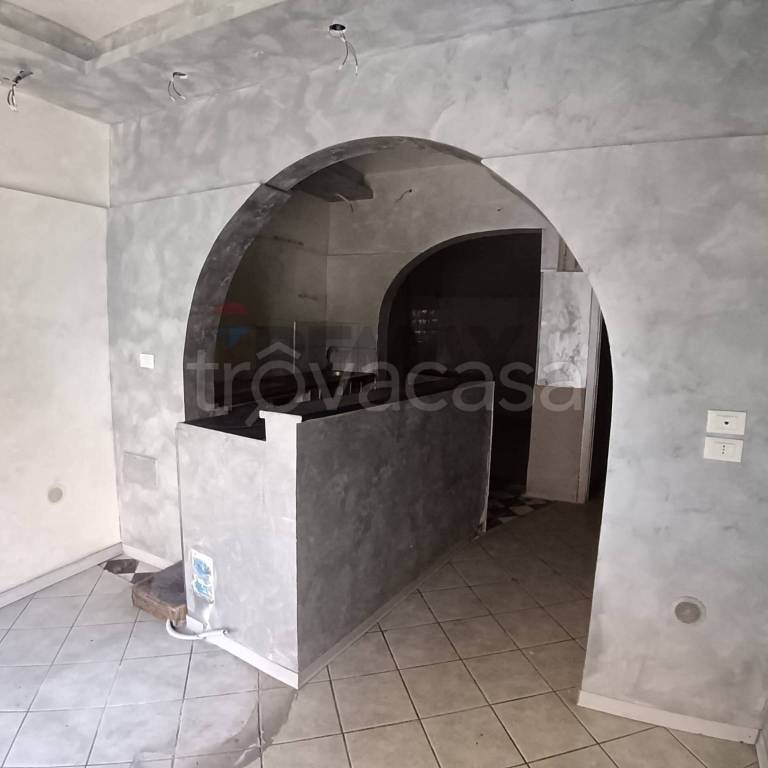 negozio in vendita a Biancavilla