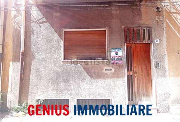 esavano in vendita a Biancavilla