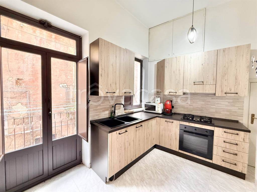 casa indipendente in vendita a Biancavilla