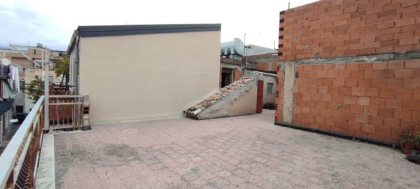 pentavano in vendita a Biancavilla