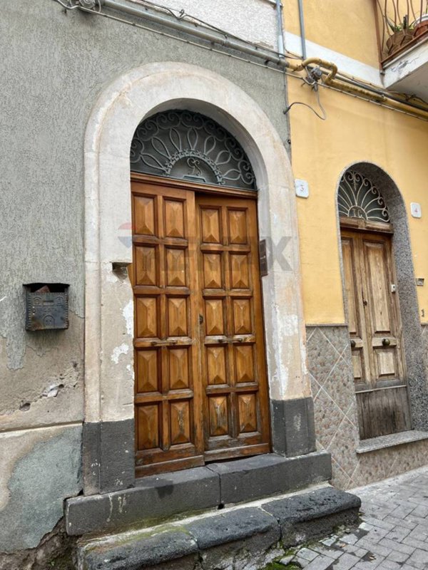 casa indipendente in vendita a Biancavilla