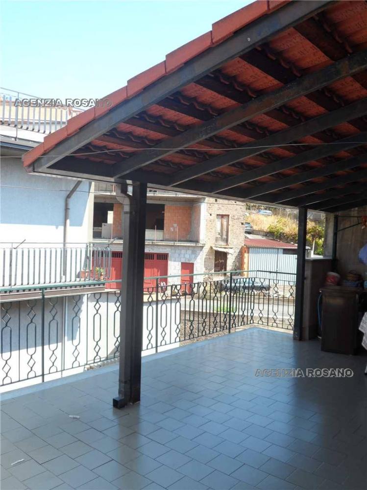 casa indipendente in vendita a Biancavilla