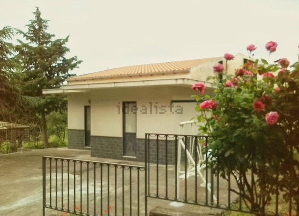 casa indipendente in vendita a Biancavilla