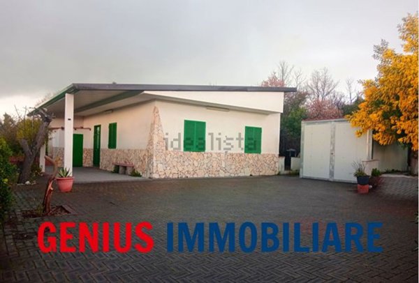 casa indipendente in vendita a Biancavilla