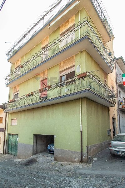 casa indipendente in vendita a Biancavilla