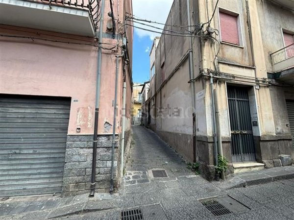quadrivano in vendita a Biancavilla