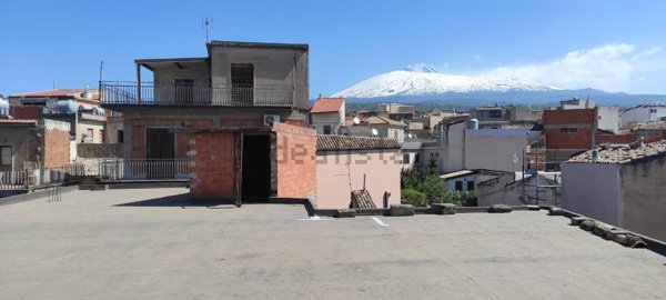 pentavano in vendita a Biancavilla