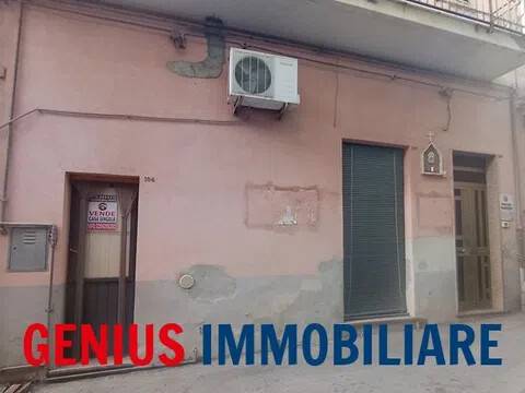 casa indipendente in vendita a Biancavilla