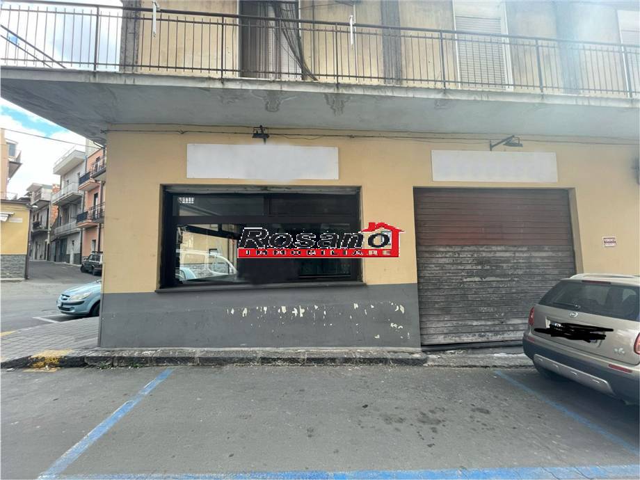 locale commerciale in vendita a Biancavilla