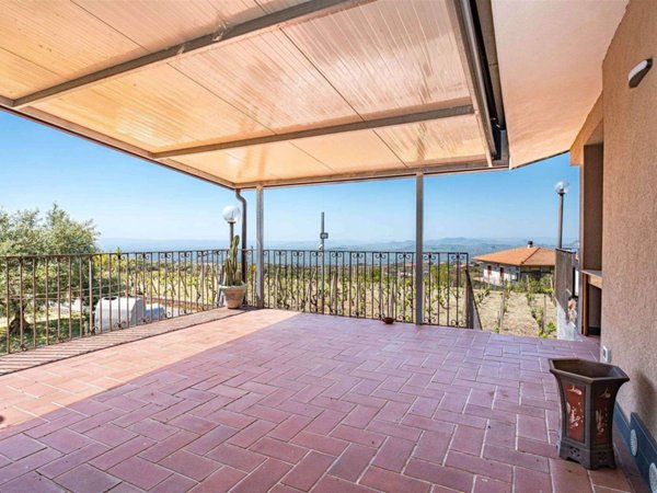 casa indipendente in vendita a Biancavilla