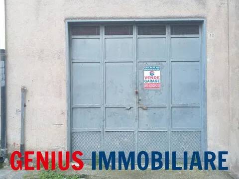 box auto in vendita a Biancavilla