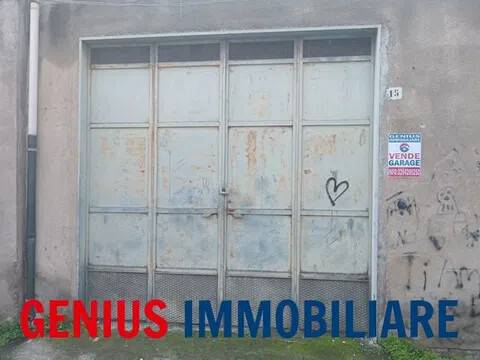 box auto in vendita a Biancavilla