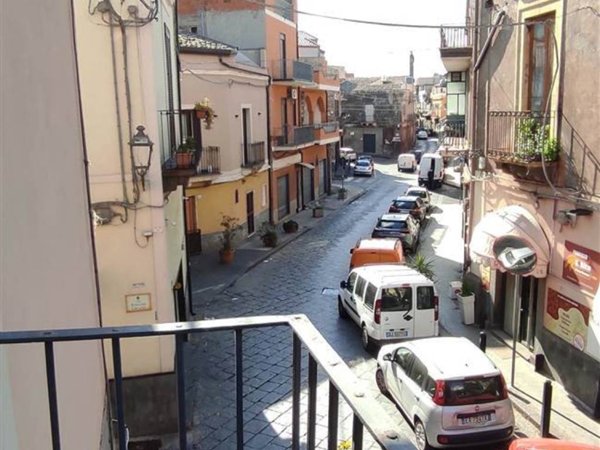 casa indipendente in vendita a Biancavilla