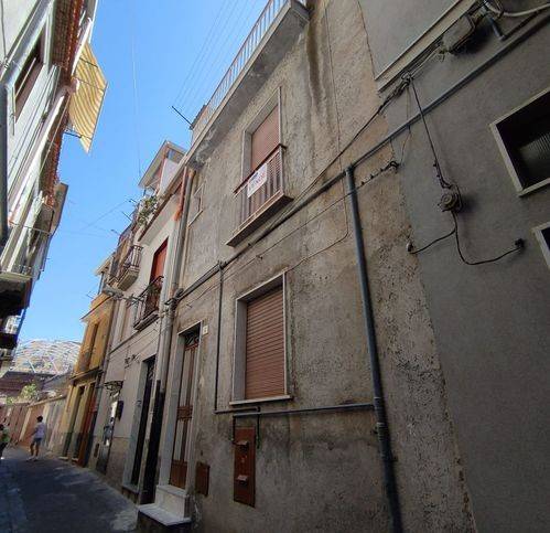 appartamento in vendita a Bronte